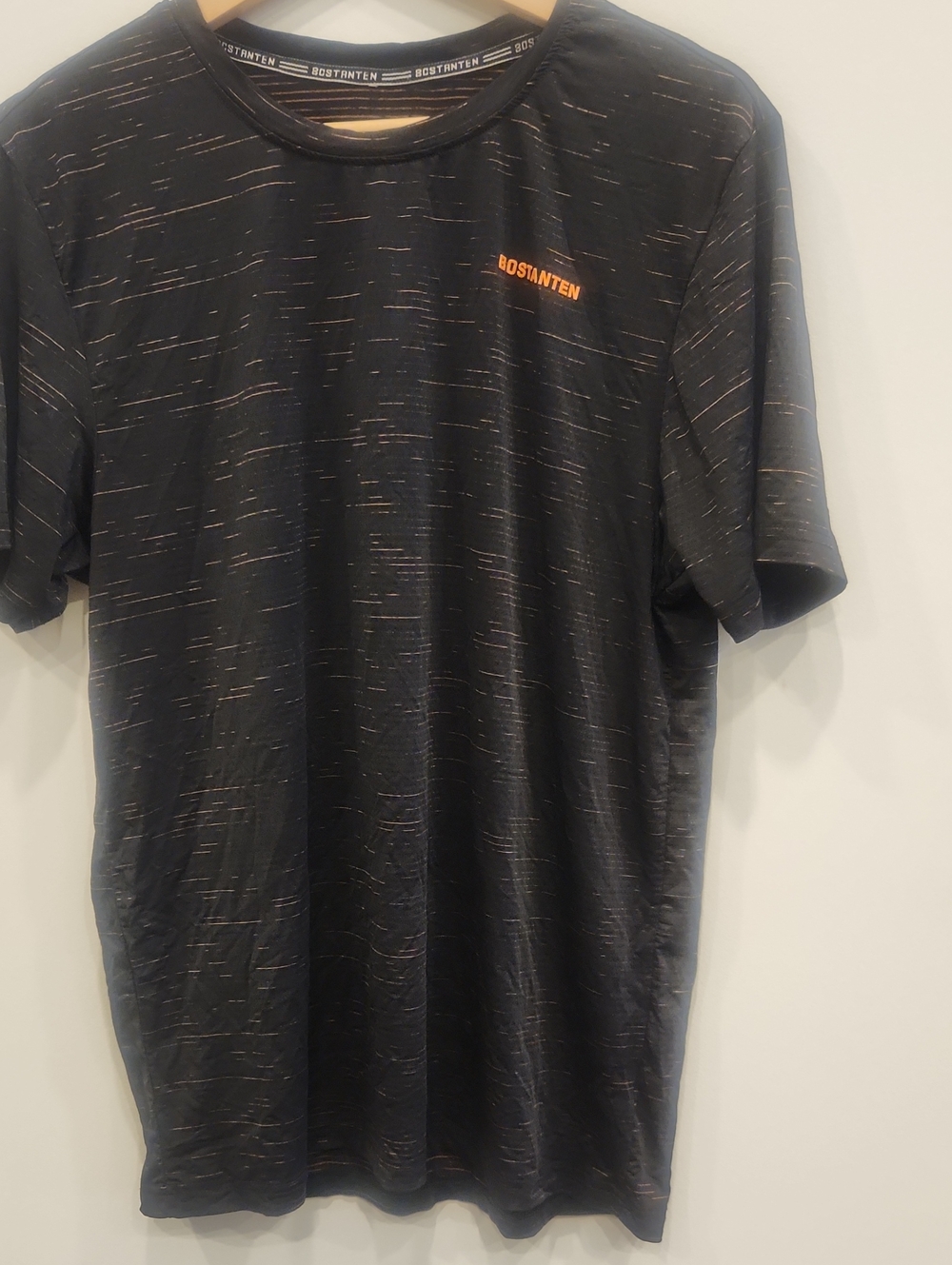 Bostanten Men's Black Heathered Short Sleeve Tee with Orange Logo